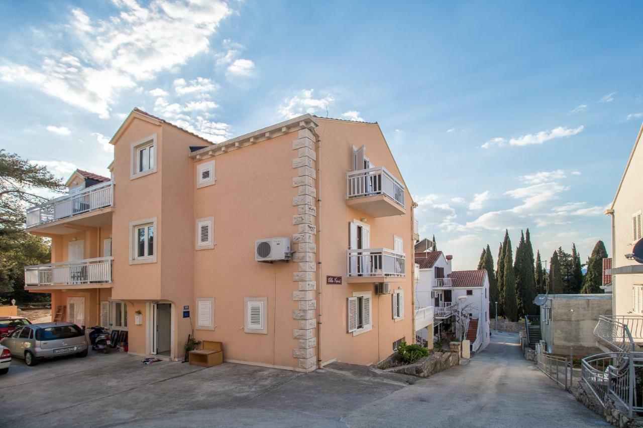 קאבטאט Villa Voinic 3 מראה חיצוני תמונה